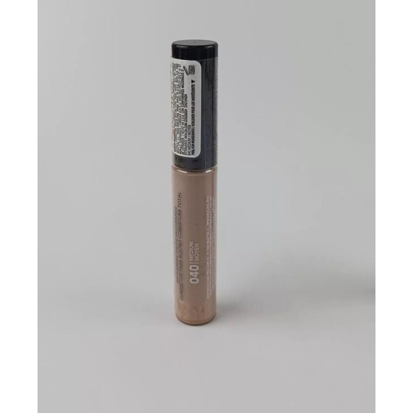 Brand New & Sealed Revlon ColorStay Concealer 040 Medium 0.21oz - Picture 2 of 2